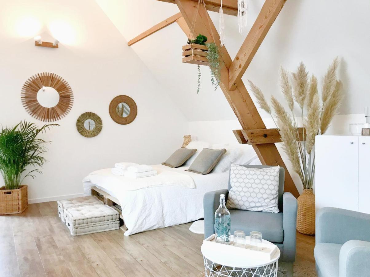 Aux 2 Girouettes Bed & Breakfast Merville  Eksteriør bilde